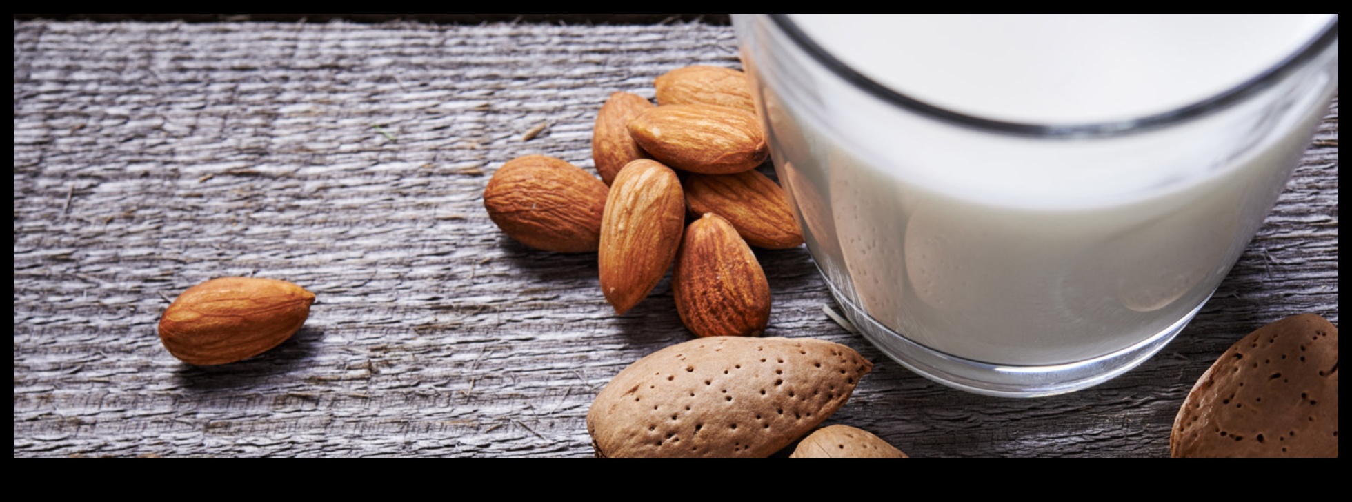 Almond Milk Trends: Exploring the Latest and Greatest in Nut-Based Nutrition