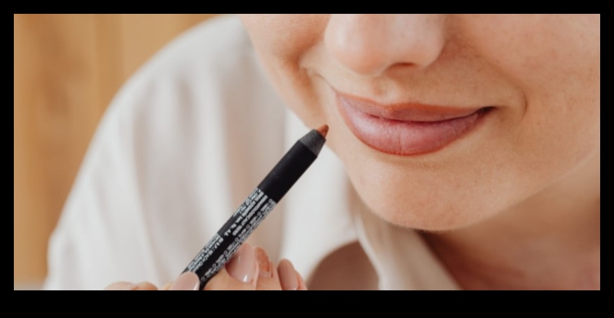 Amp up your lip game with long-wearing lip liner for special occasions 2 Lip Liner for Special Occasions: Long-Wearing Formulas for Events