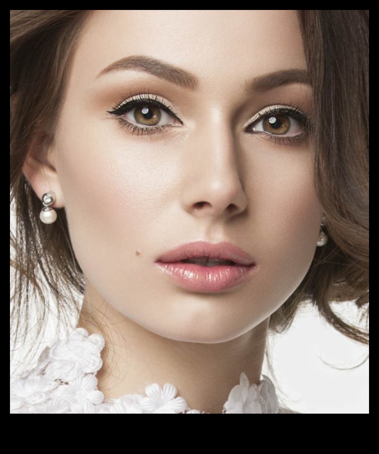 Everyday Makeup for Small Eyes: Tips for Opening and Enlarging