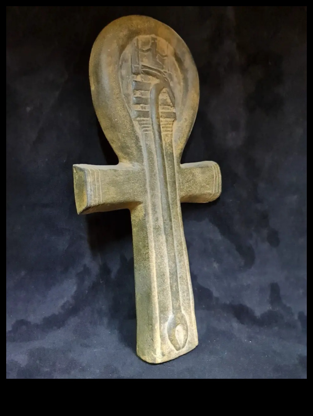 Ankh Antics: The Symbol of Life in Egyptian Art
