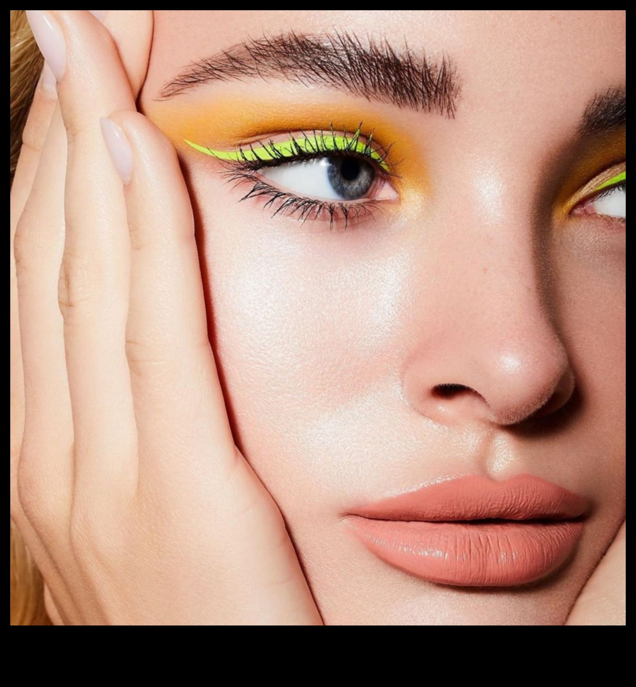 Avoid Eyeshadow Mistakes 7 Common Pitfalls and How to Fix Them 2 Eyeshadow Mistakes to Avoid: Common Pitfalls and How to Fix Them