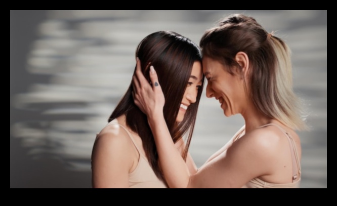 Bare Beauty Embrace Your Natural Canvas with Confidence 4 Bare Beauty: Embracing Your Natural Canvas with Confidence