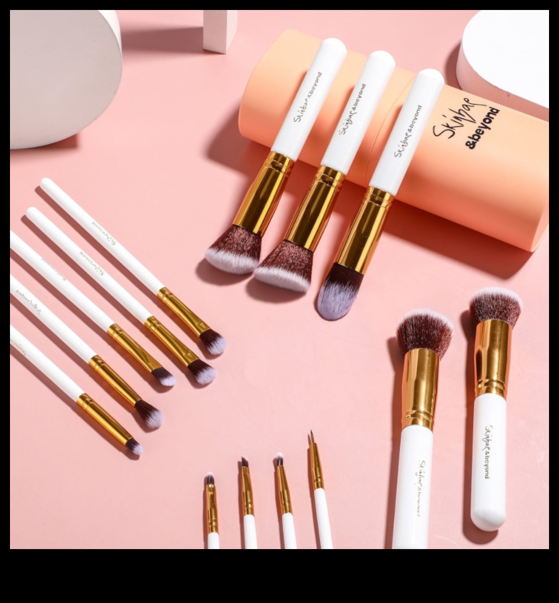 Beyond Brushes Innovative Makeup Tools for a Flawless Finish 3 Beyond Brushes: Exploring Alternative Makeup Tools for a Polished Look