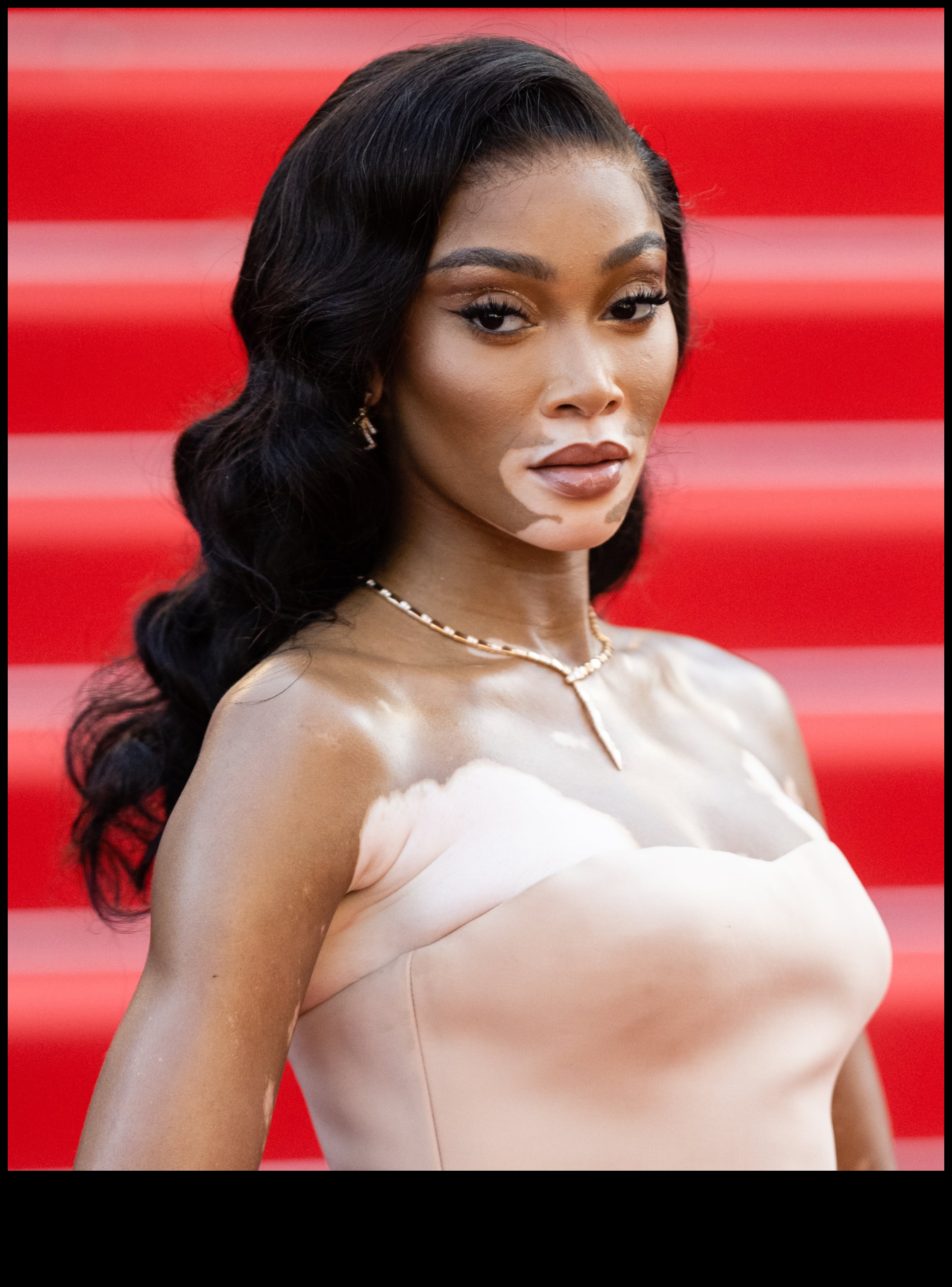 Bronzer Faves: Celebrity Makeup Artists' Go-To Products