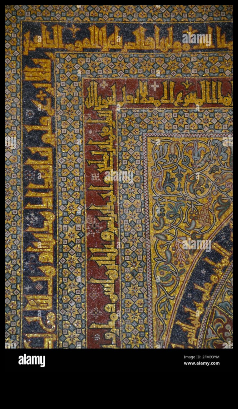 Cathedralesque Calligraphy: Artistic Script in Gothic Inscriptions