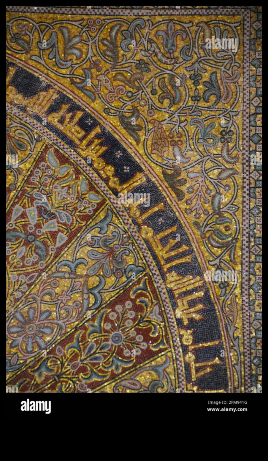 Cathedralesque Calligraphy: Artistic Script in Gothic Inscriptions