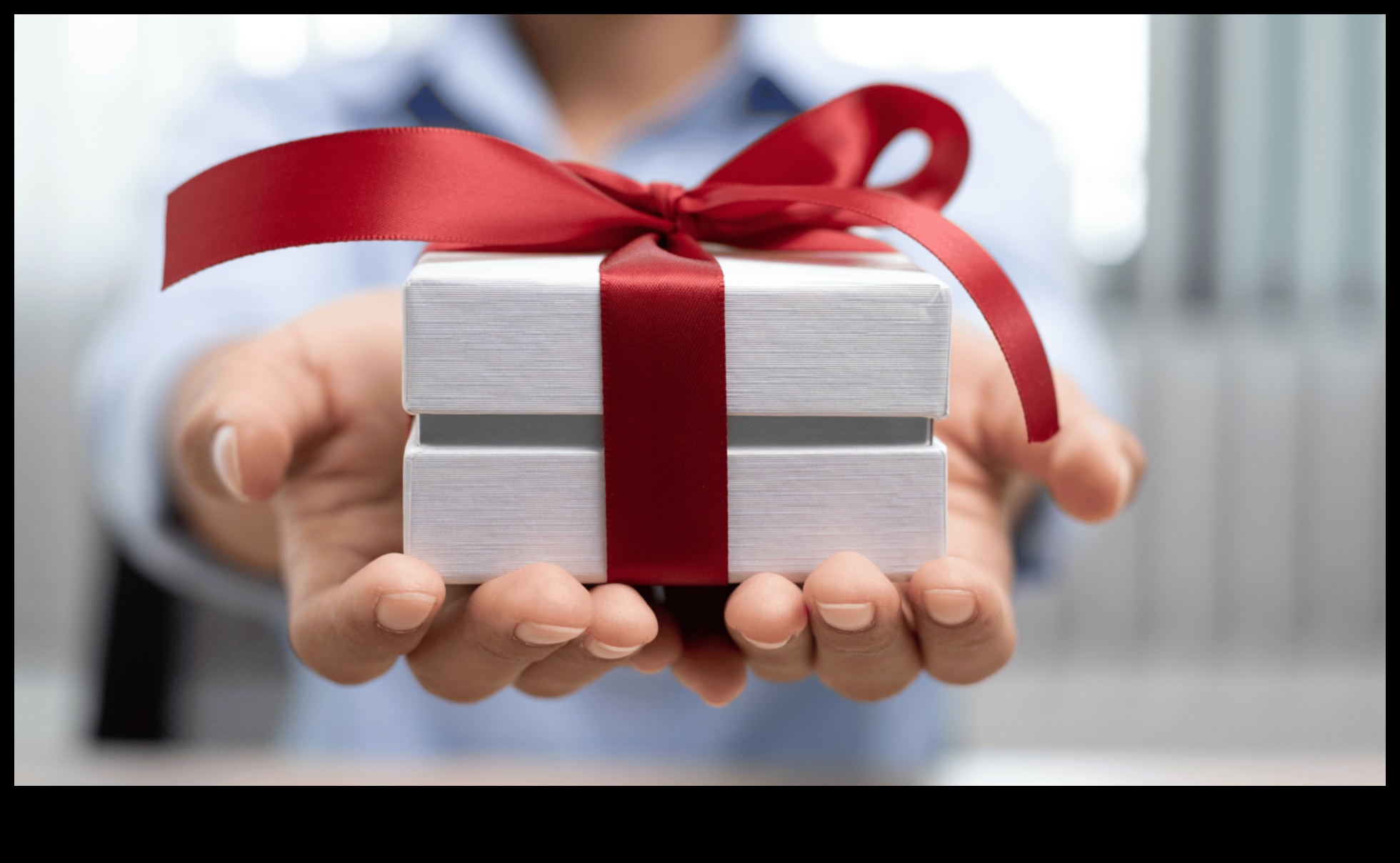 Celebrate Elegance: Gifts for Special Occasions and Milestones