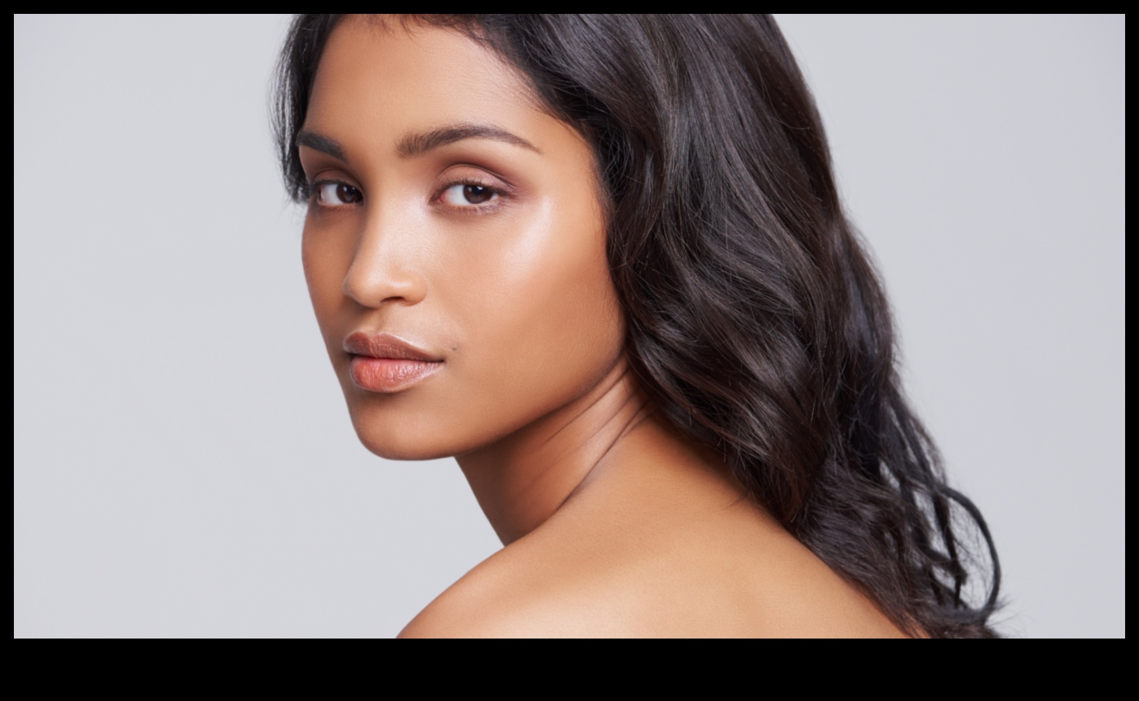 Celebrating Individuality: Natural Makeup Tips for Enhancing Your Unique Features