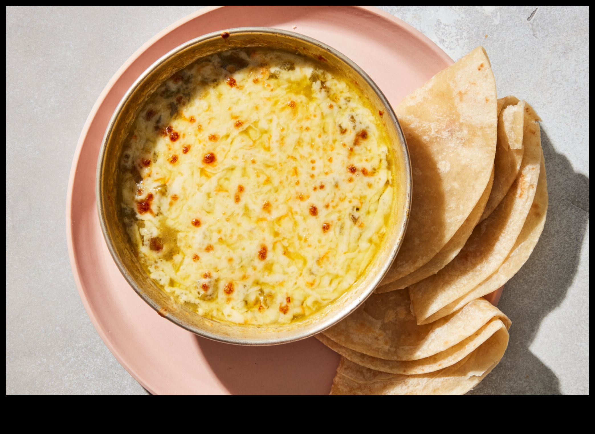 Chile Con Queso Chronicles: Dive into Mexican Cheese Dips