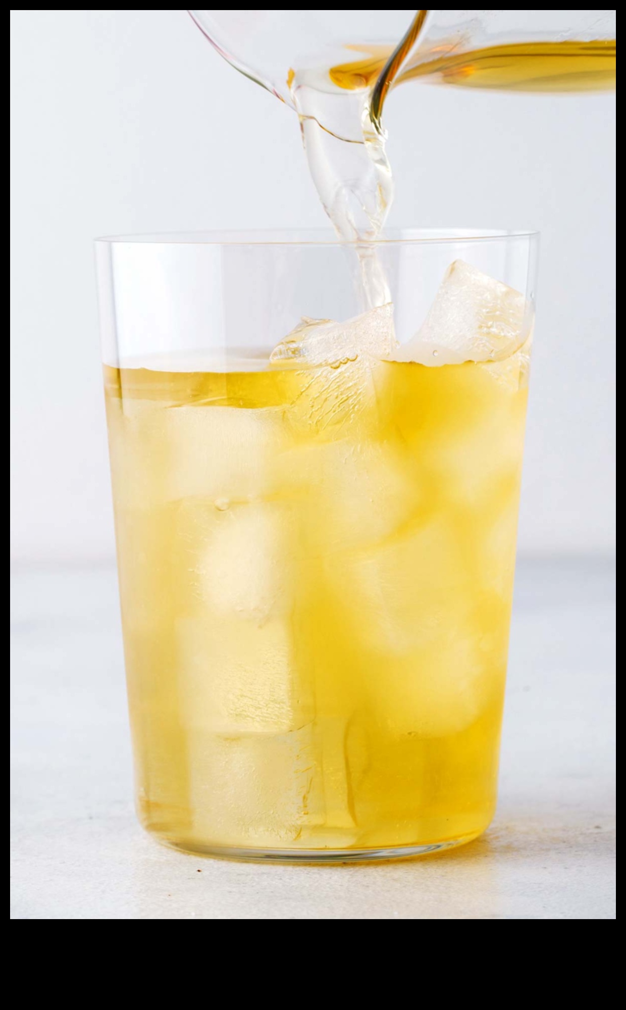 Cool and Clean: Exploring the Delightful World of Iced Green Tea