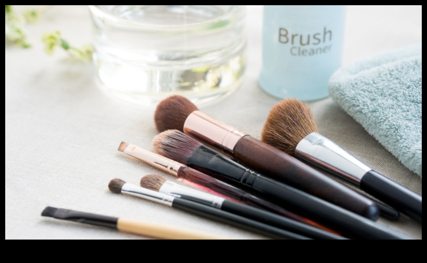 DIY Brush Cleaners: Homemade Solutions for Keeping Your Tools Spotless