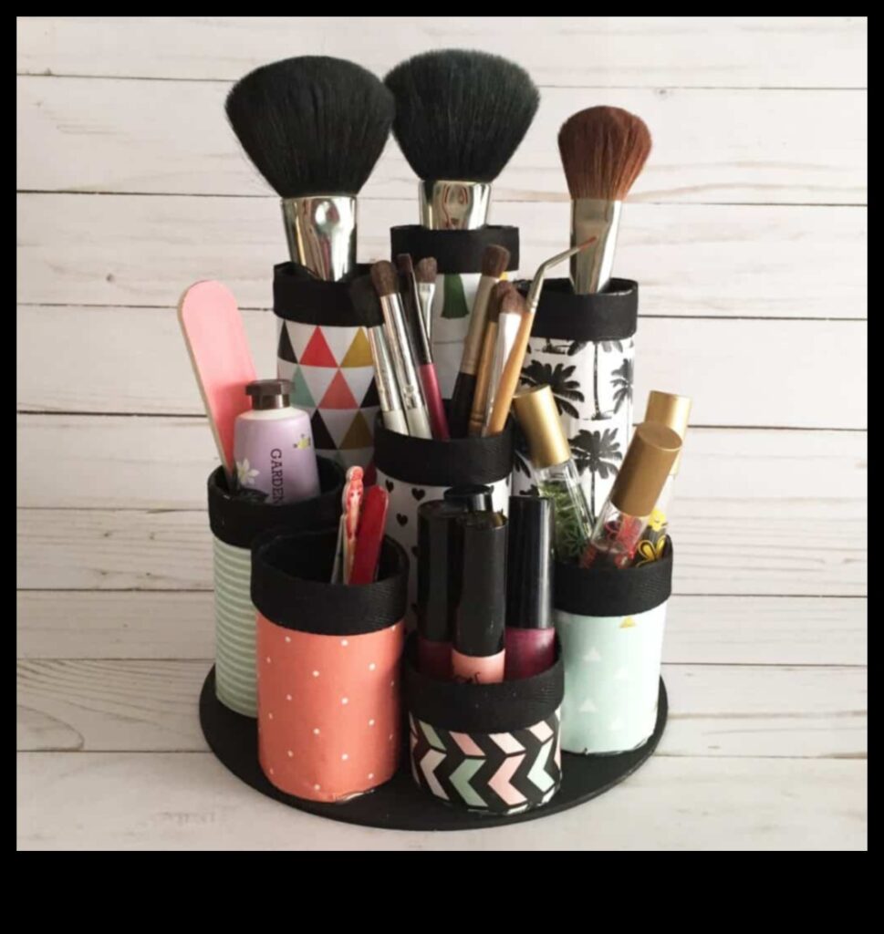 DIY Brush Holders 30+ Creative and Functional Storage Solutions 1