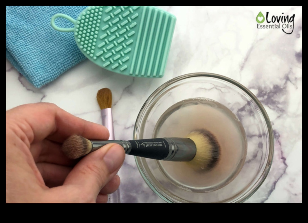 DIY Makeup Tool Cleaners: Natural Solutions for a Fresh and Sanitary Kit