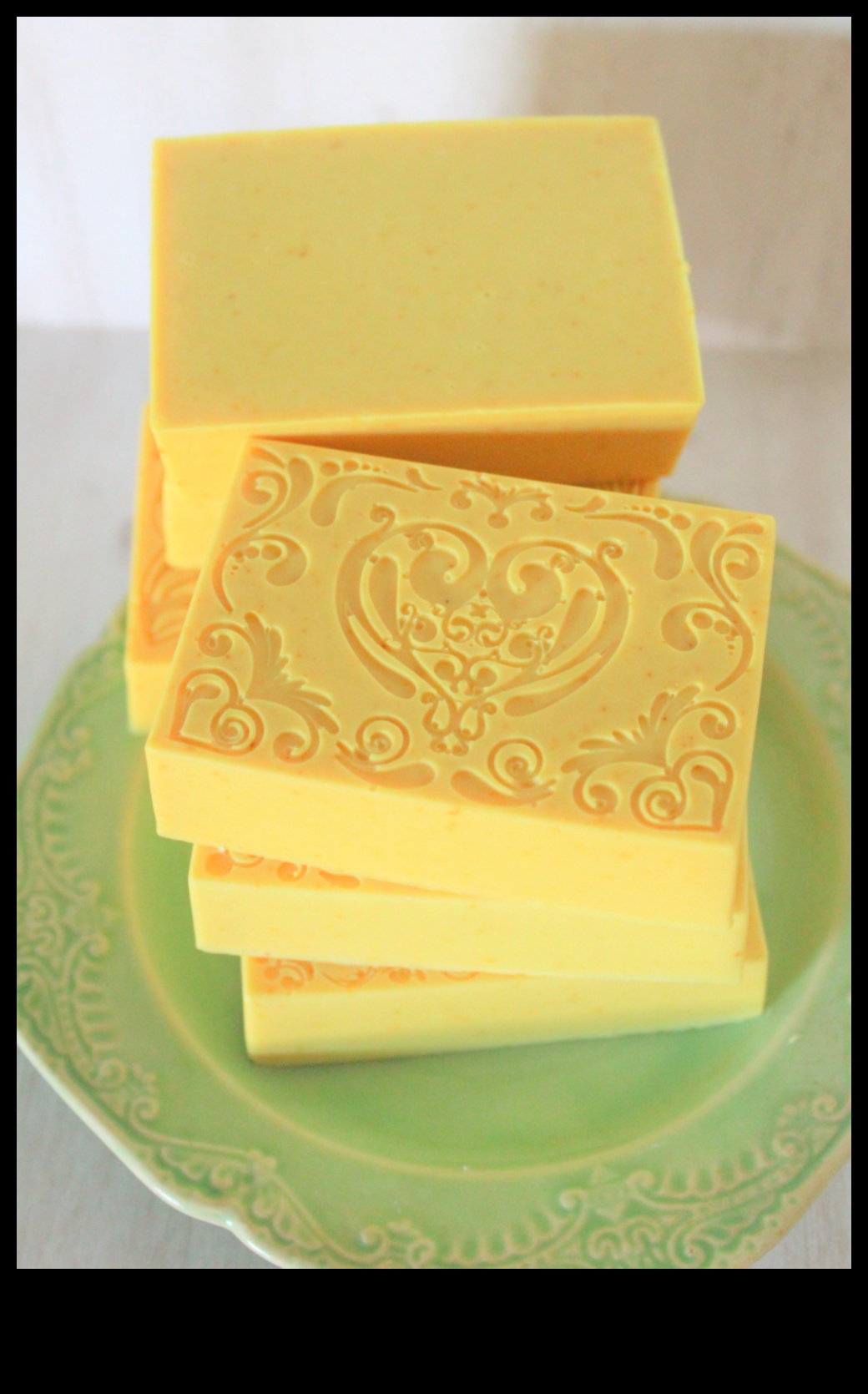 DIY Turmeric Bar: Crafting Your Personalized Path to Wellness