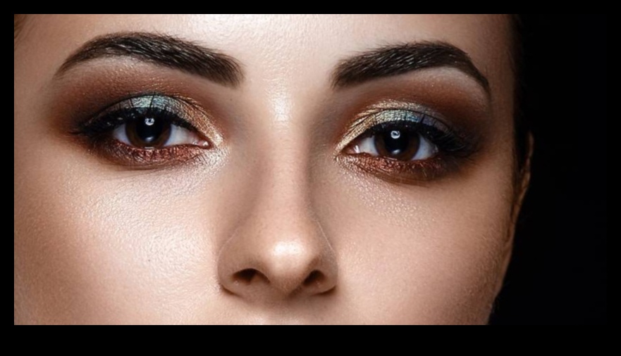Daring Duos: Creating Eye-Catching Looks with Paired Eyeshadows