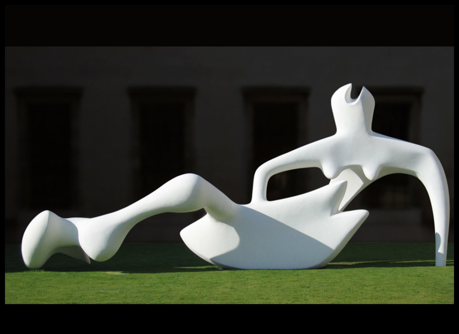 Deconstructing Boundaries: Conceptual Art in the 21st Century