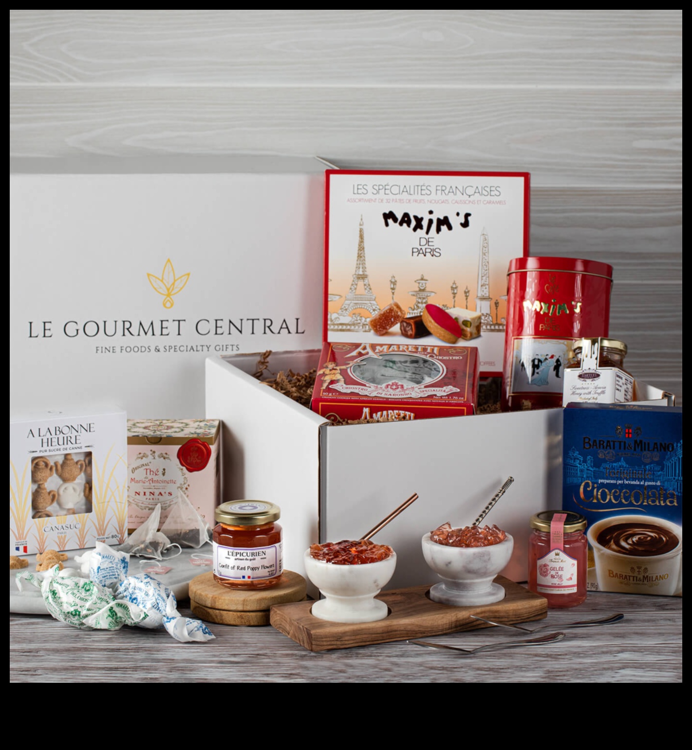 Delectable Delights: Food and Wine Connoisseur's Gifts