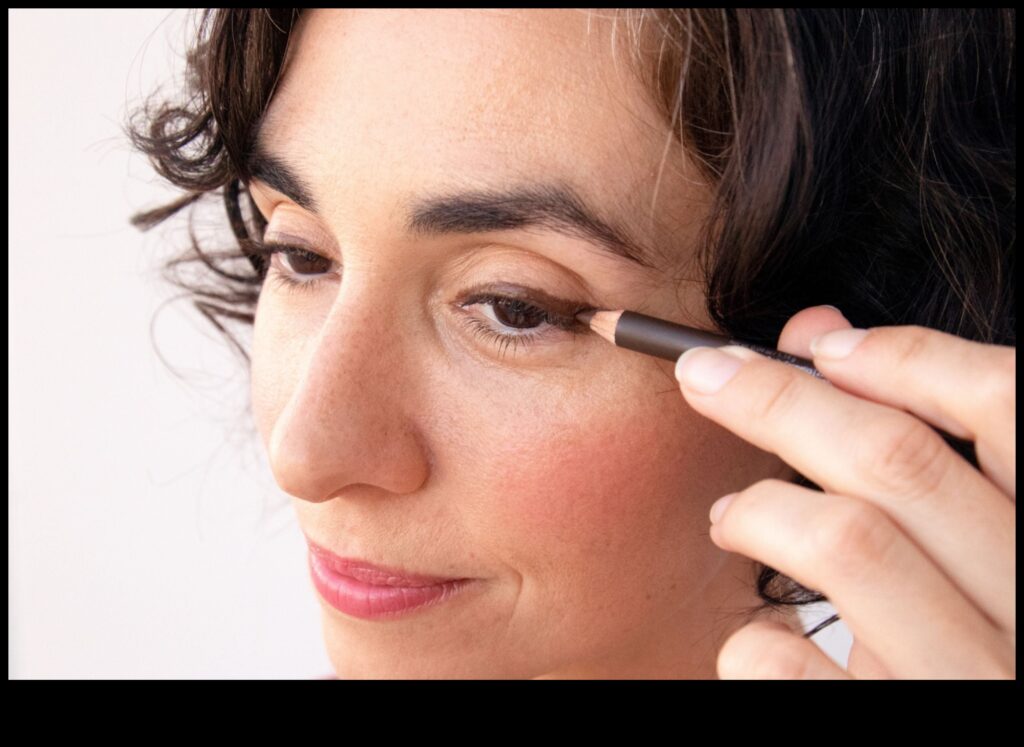 Double Trouble A Step-by-Step Guide to Mastering the Art of Double-Lined Eyes with Eyeliner 1