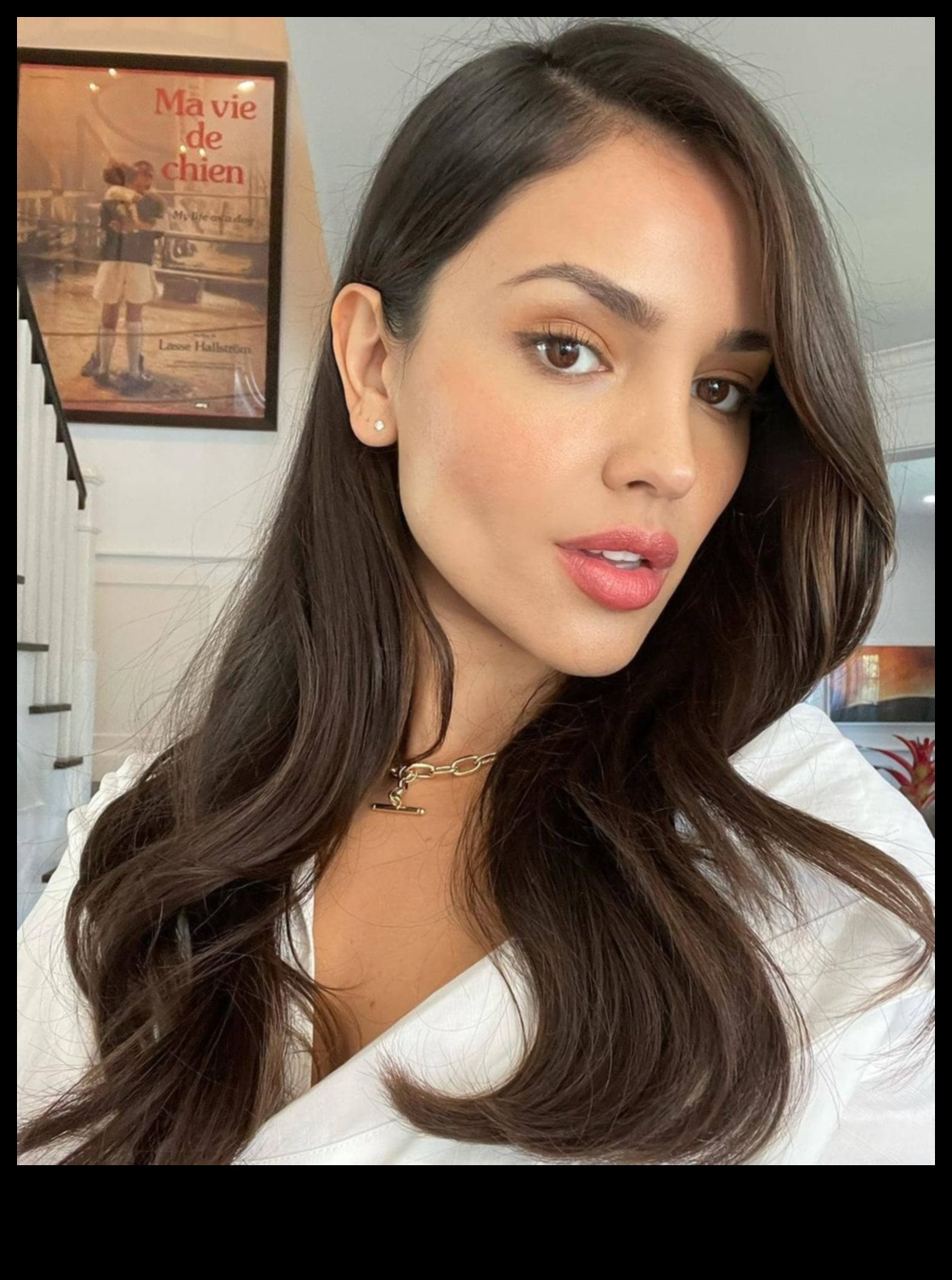 Effortless Elegance: Natural Makeup Tips for a Casual and Chic Appearance