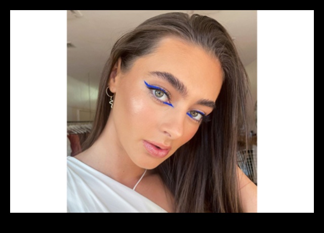 Effortless Elegance: The Power of Minimalist Evening Makeup Techniques