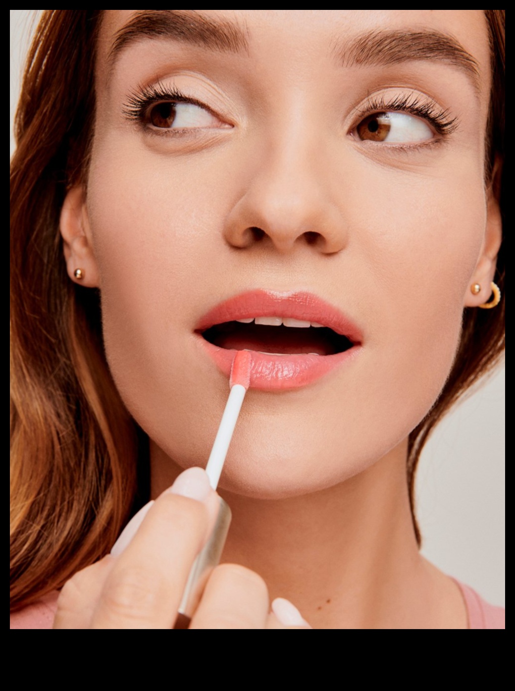 Enhancing Natural Beauty: Achieving a Soft and Subtle Look with Lip Gloss