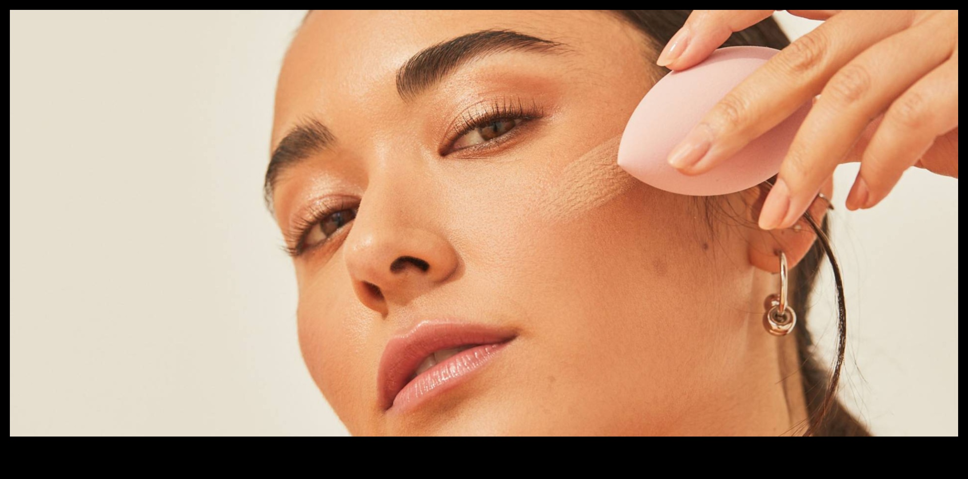 Everyday Makeup for Dry Skin: Tips for a Hydrated and Healthy Look