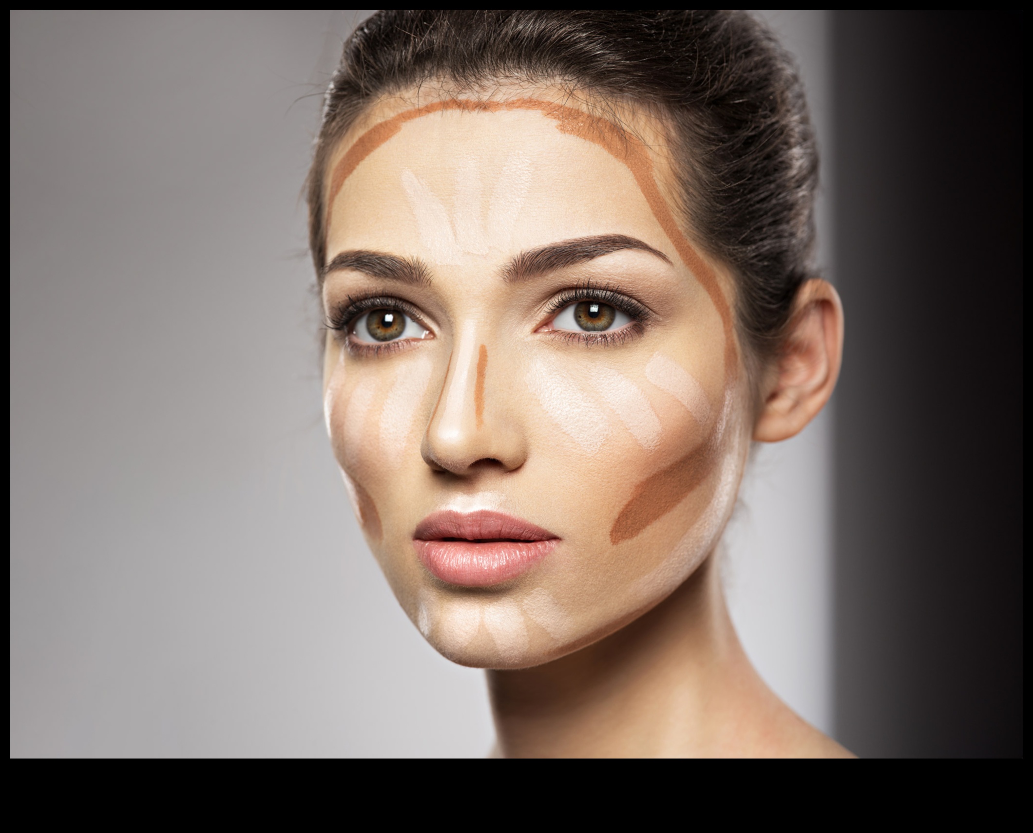 Eyeliner and Concealing: Camouflaging Imperfections for a Flawless Look