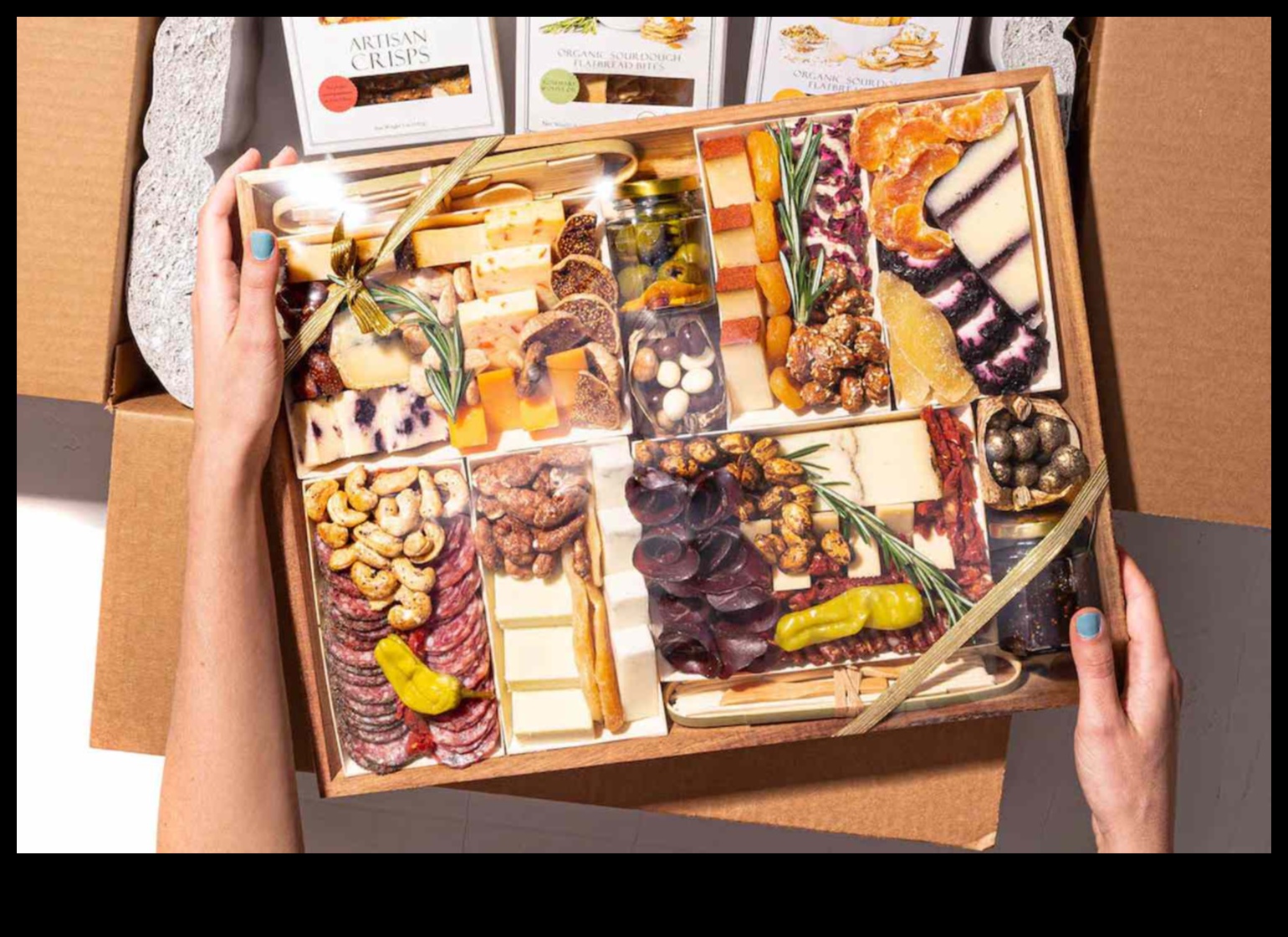 Flavorful Feasts: Gourmet Gifts for Culinary Connoisseurs