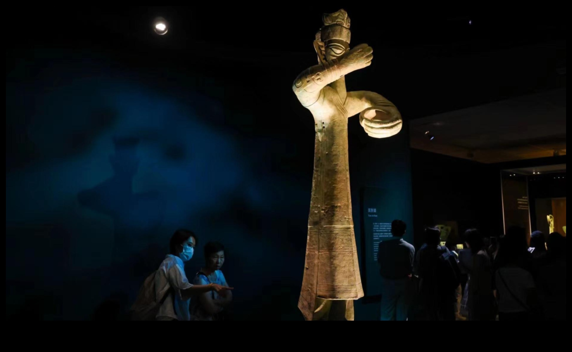 Gazing Back in Time A Visual Feast of Ancient Artifacts 3 Gazing Back in Time: A Visual Feast of Ancient Artifacts