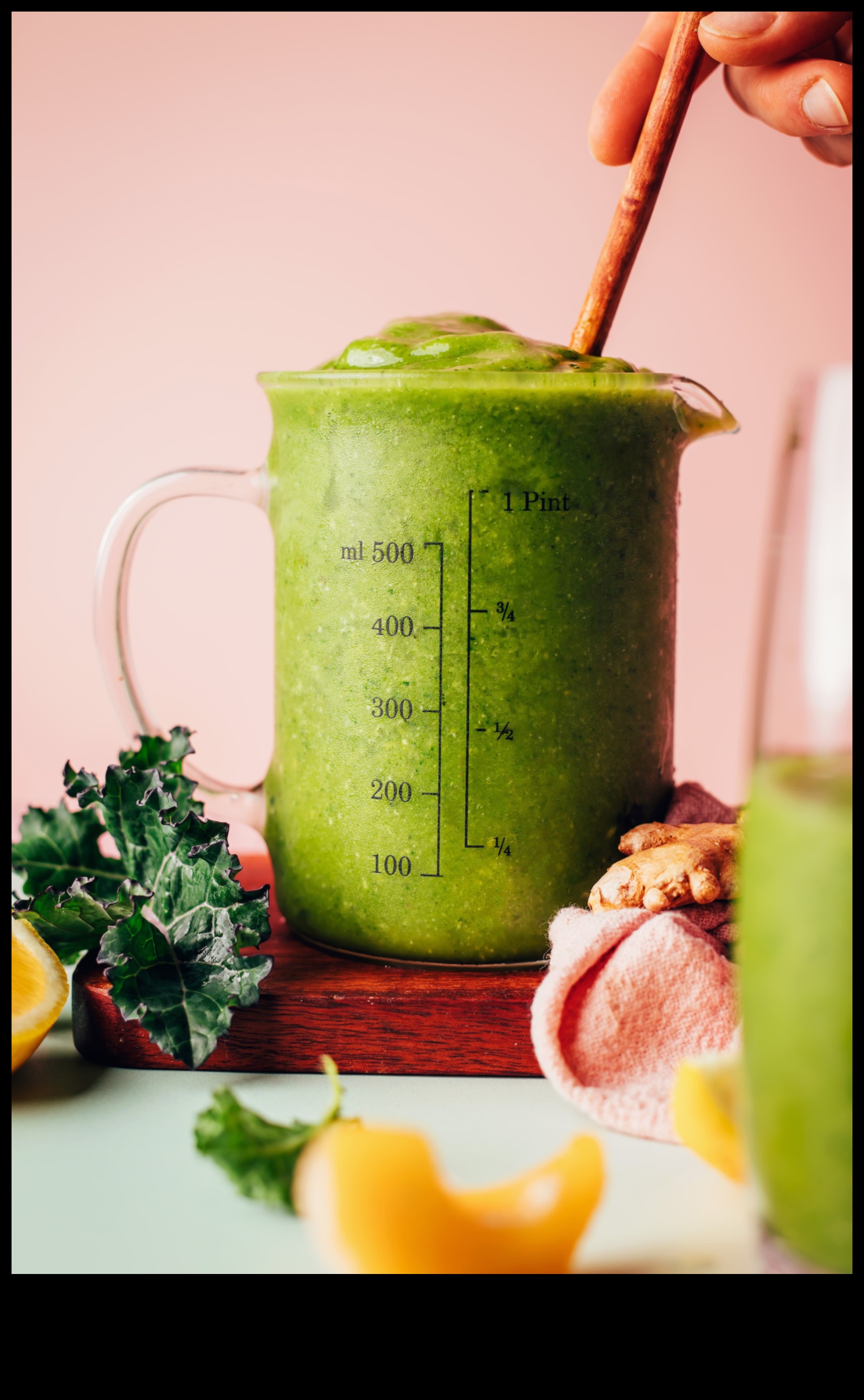 Ginger and Greens: A Dynamic Duo for Flavorful and Healthy Smoothies