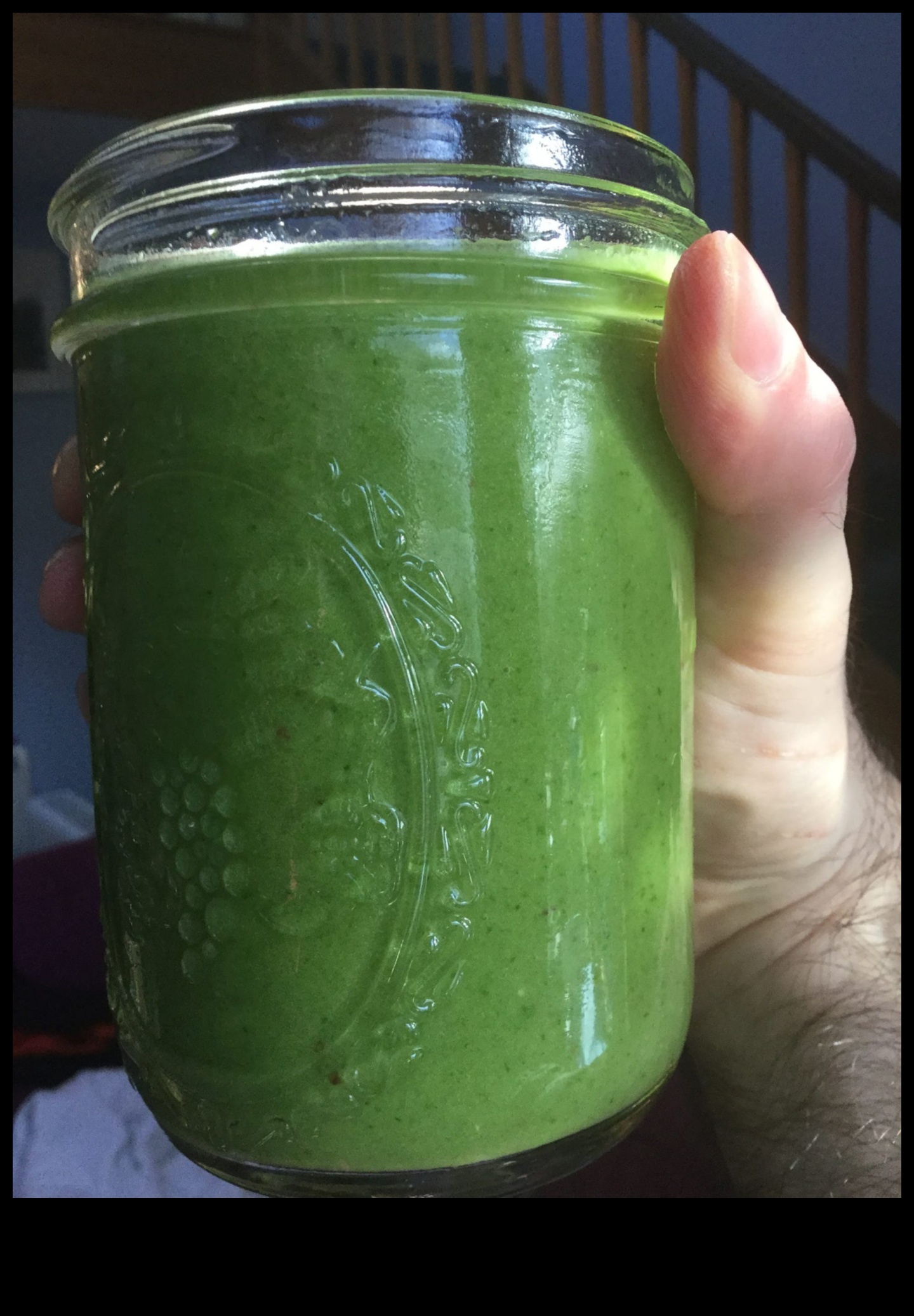 Green Goodness 101: A Beginner's Guide to Incorporating Greens in Smoothies