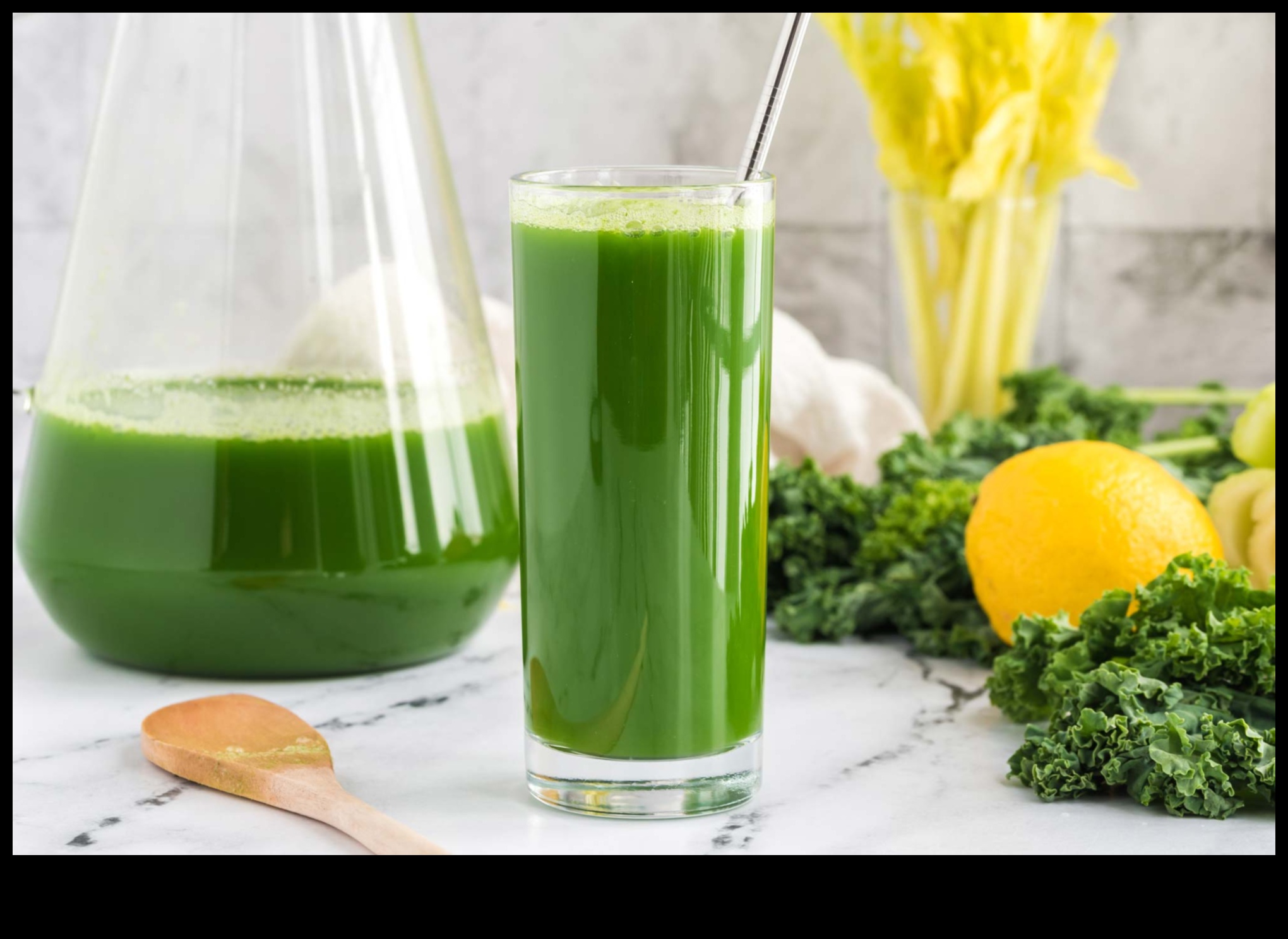 Green Goodness: A Beginner's Guide to Incorporating Greens into Veggie Juices