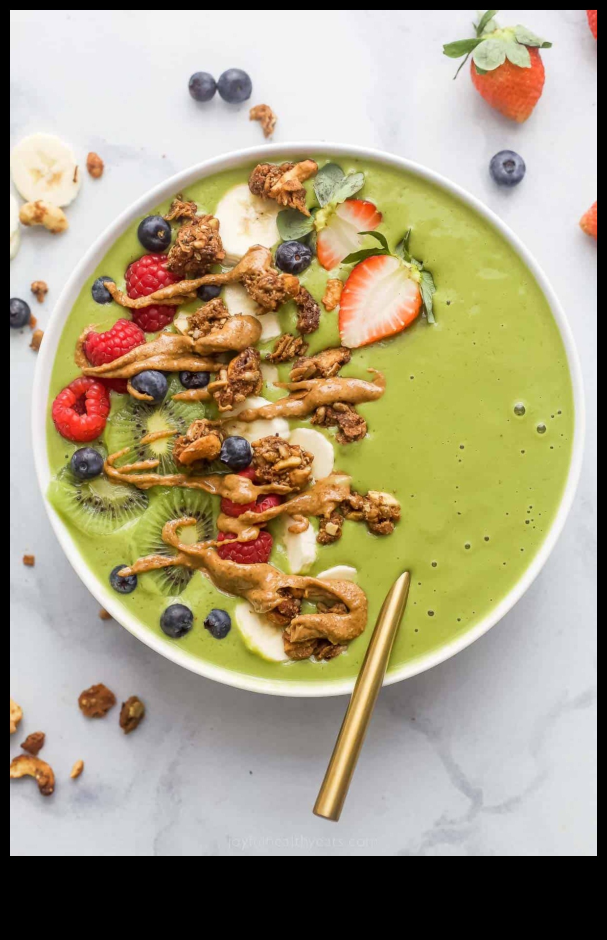 Green Smoothie Bowls for Beginners: Easy Recipes for Your First Experience