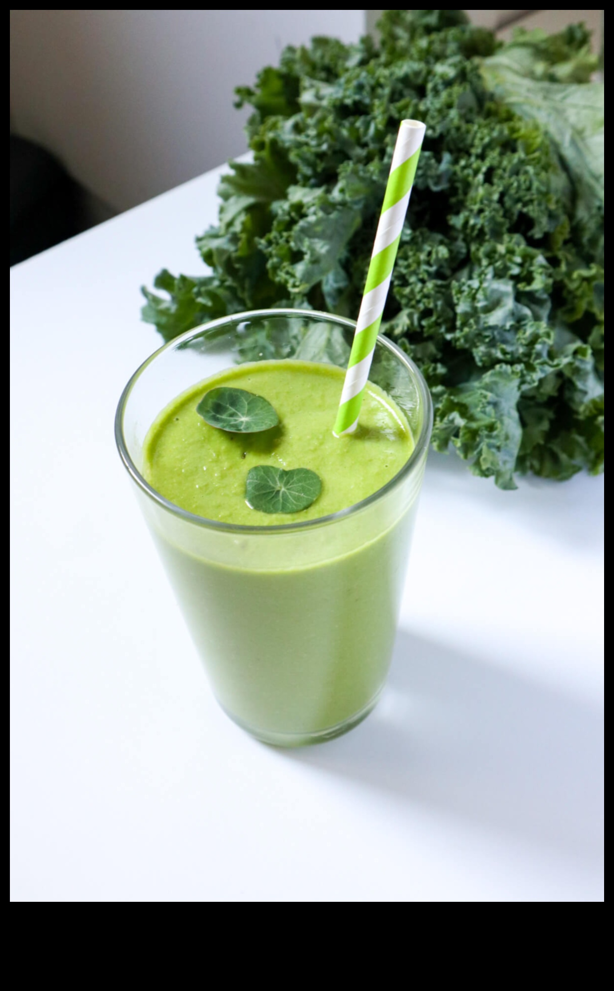 Green Smoothie Innovations: Exploring Unconventional Ingredients for Flavorful Blends