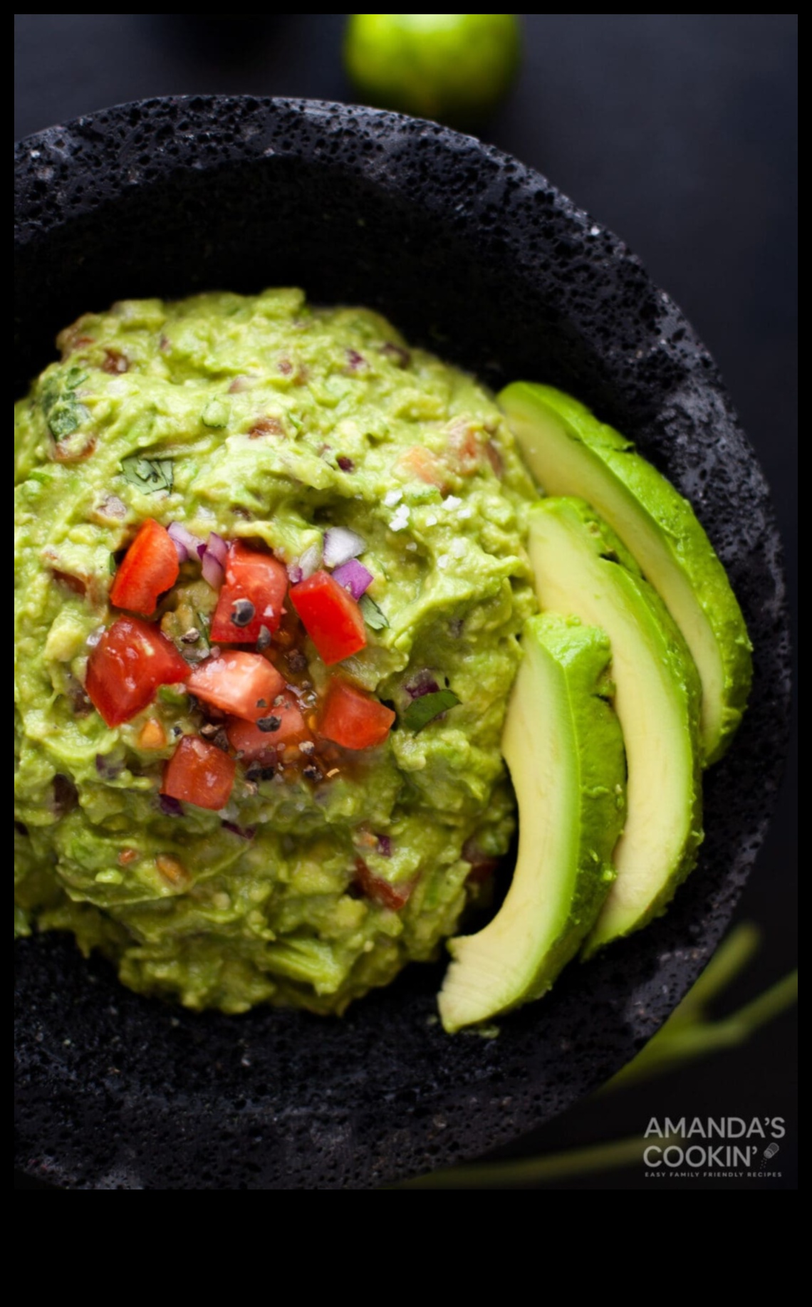 Guacamole Guru: Crafting the Ultimate Mexican Avocado Dip
