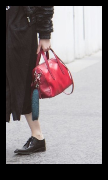 Heavenly Handbags: Fashionable Gifts for Mom's Style