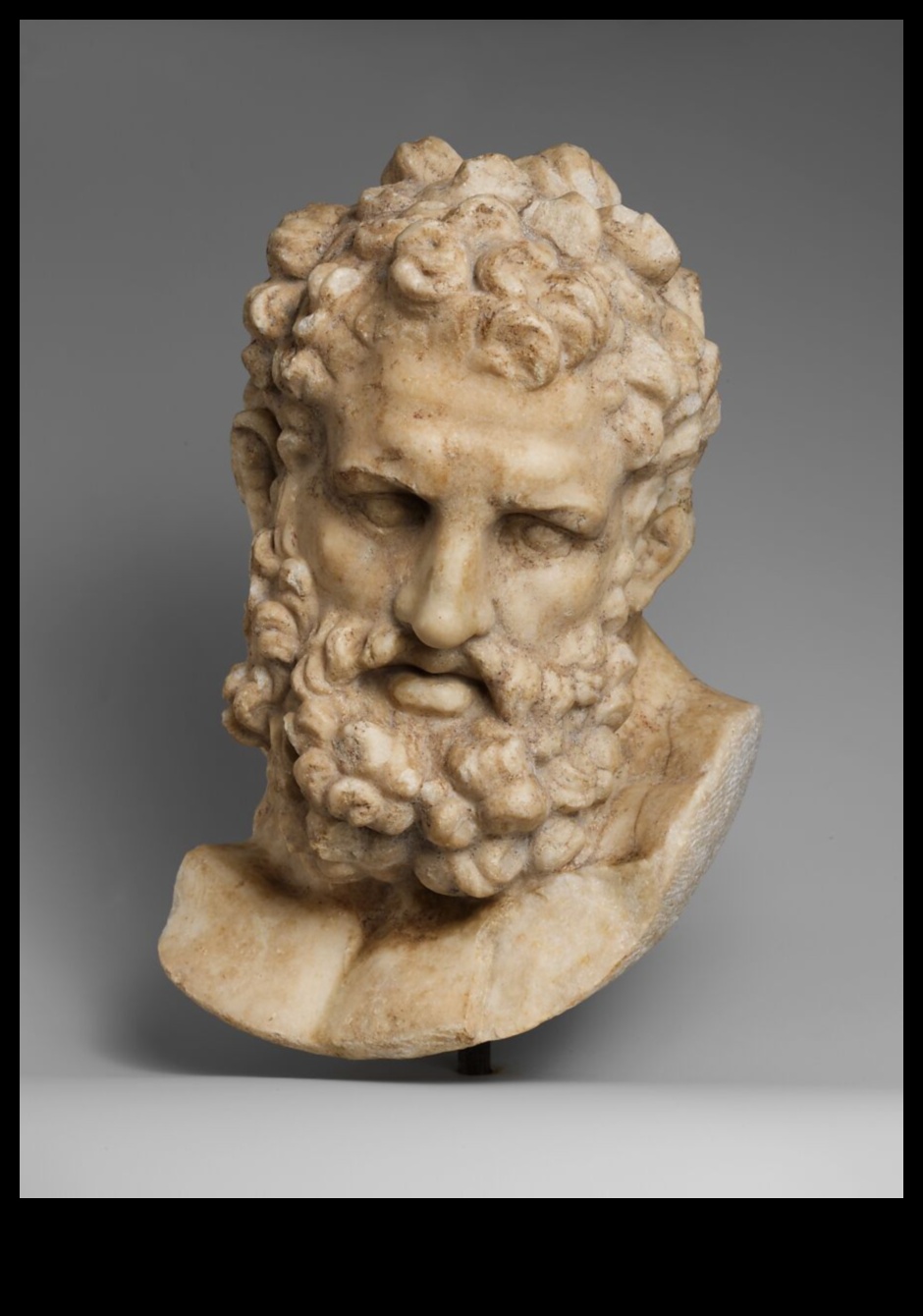 Heracles in Stone Sculptors' Renditions of the Heroic Labors 2 Heracles in Stone: Depicting the Heroic Labors in Sculpture