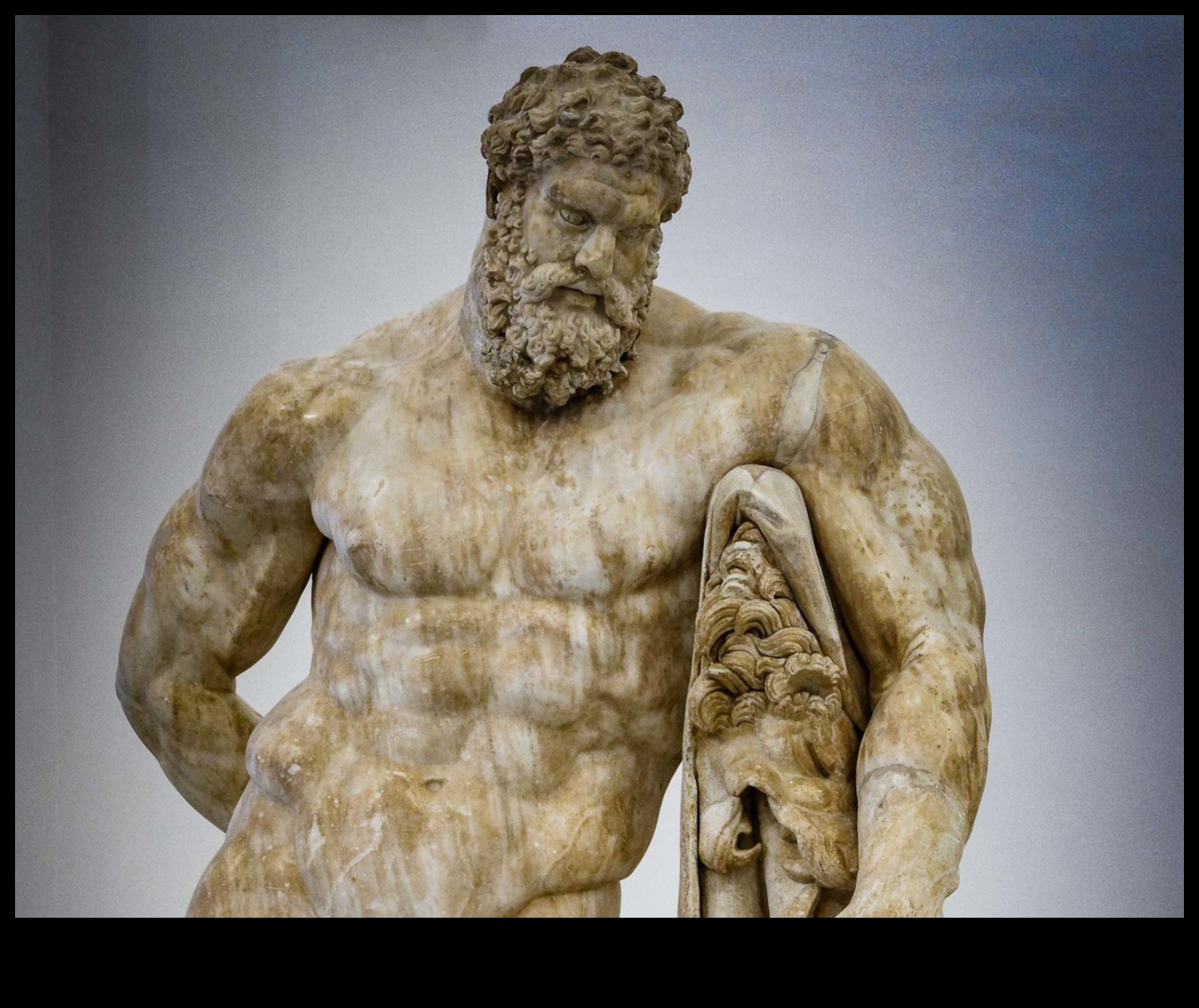Herculean Heroes Sculpting the Legends of Ancient Greece 2 Herculean Heroes: Depicting Legends in Greek Sculpture
