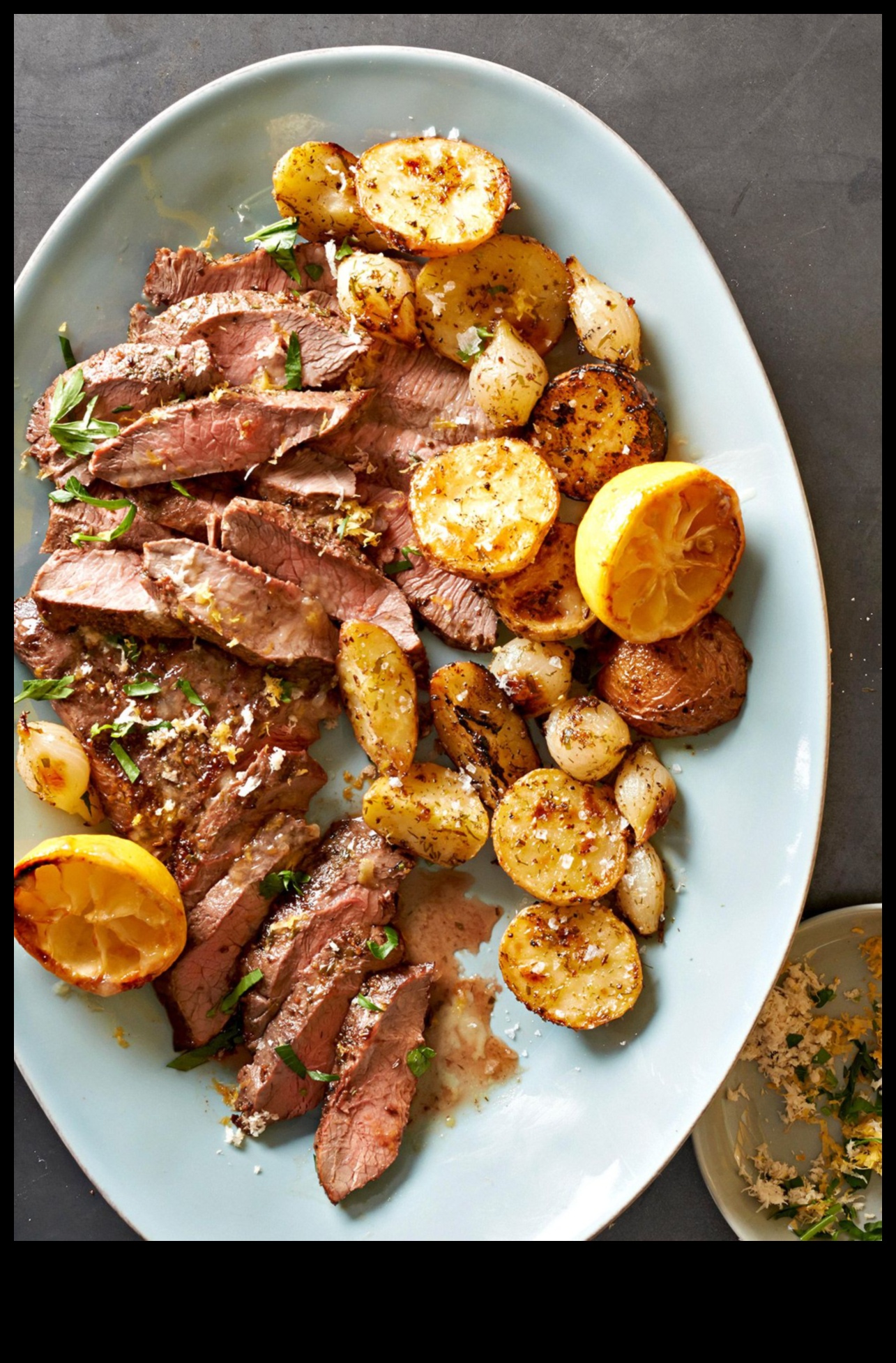 Homemade Elegance: Infusing Style into Your Home-Cooked Dishes