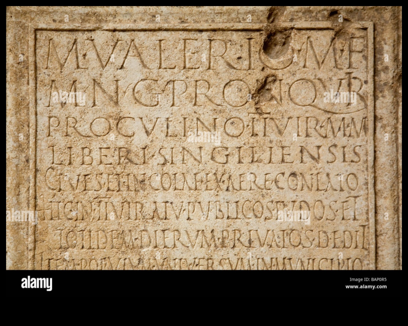 Imperial Inscriptions A Visual Exploration of Latin Writing in Roman Art 3 Imperial Inscriptions: Latin Writing in Roman Art