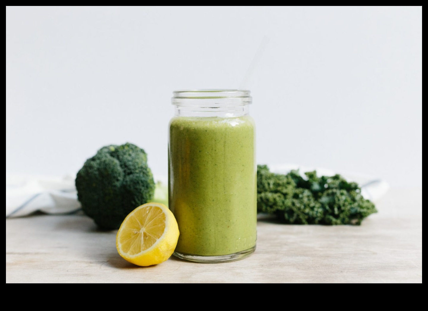 Leafy Luxury Elevate Your Palate with Green Smoothies Fit for Royalty 1 Leafy Luxury: Elevate Your Palate with Green Smoothies Fit for Royalty
