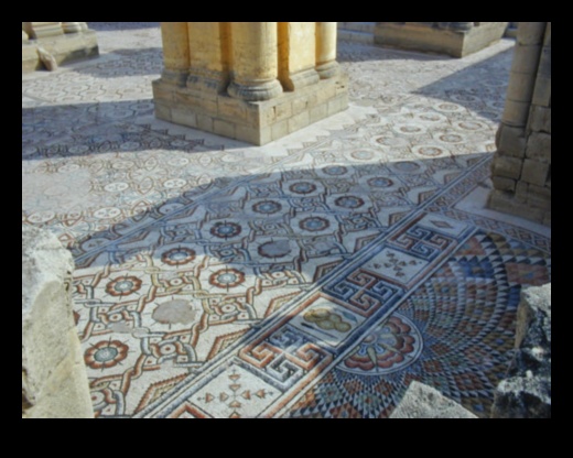 Mesopotamian Mosaics: Piecing Together Ancient Artifacts