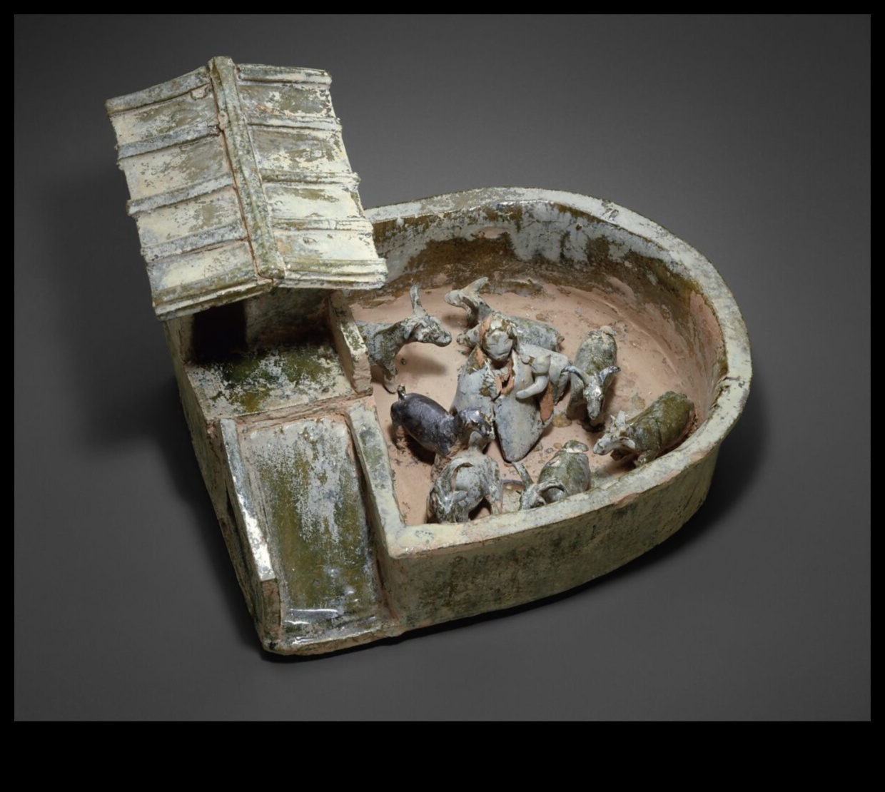 Mingqi Marvels A Glimpse into Chinese Tomb Art and Rituals 2 Mingqi Marvels: Chinese Tomb Art and Rituals