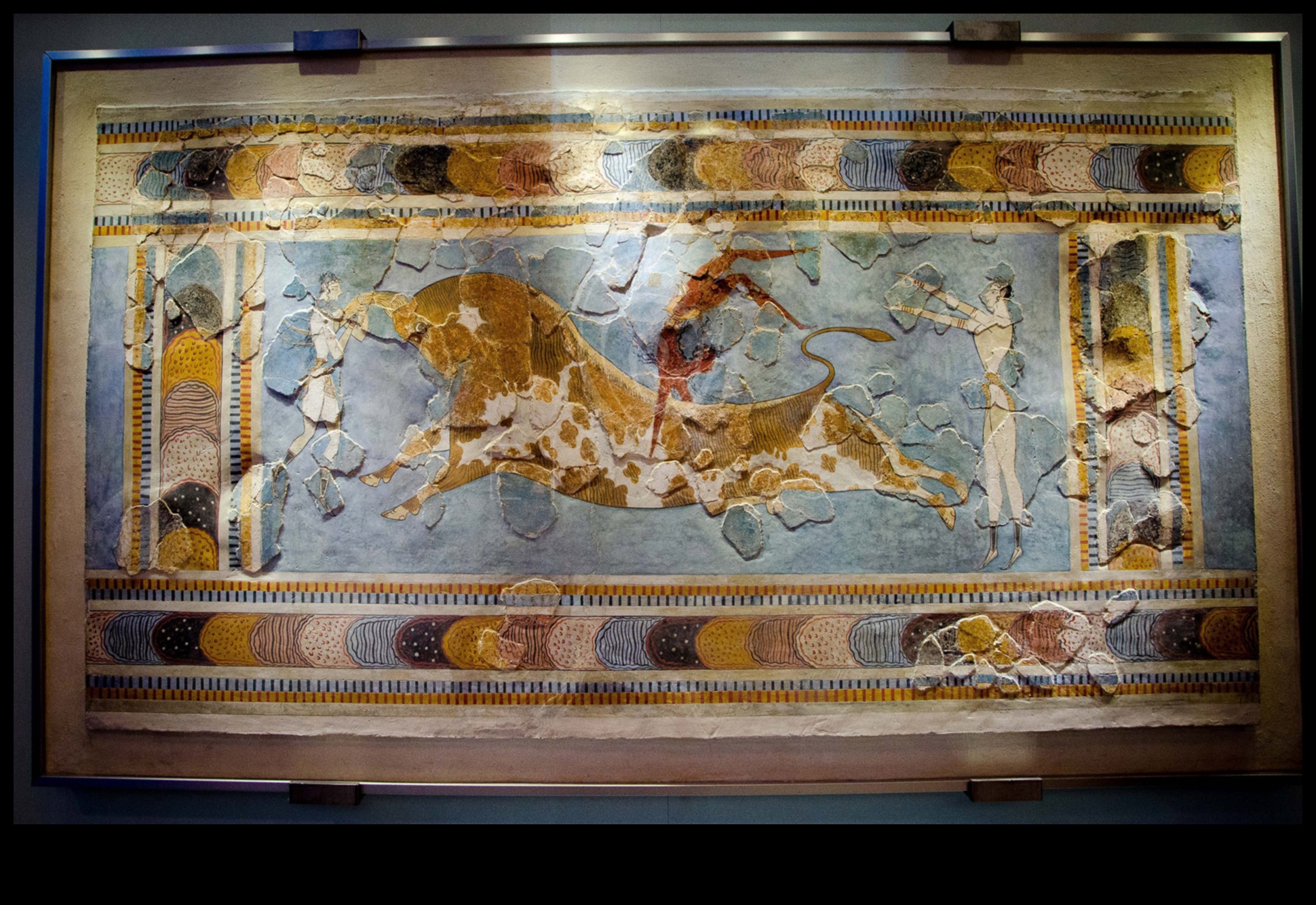 Minoan Myths: Influences on Greek Art from Crete