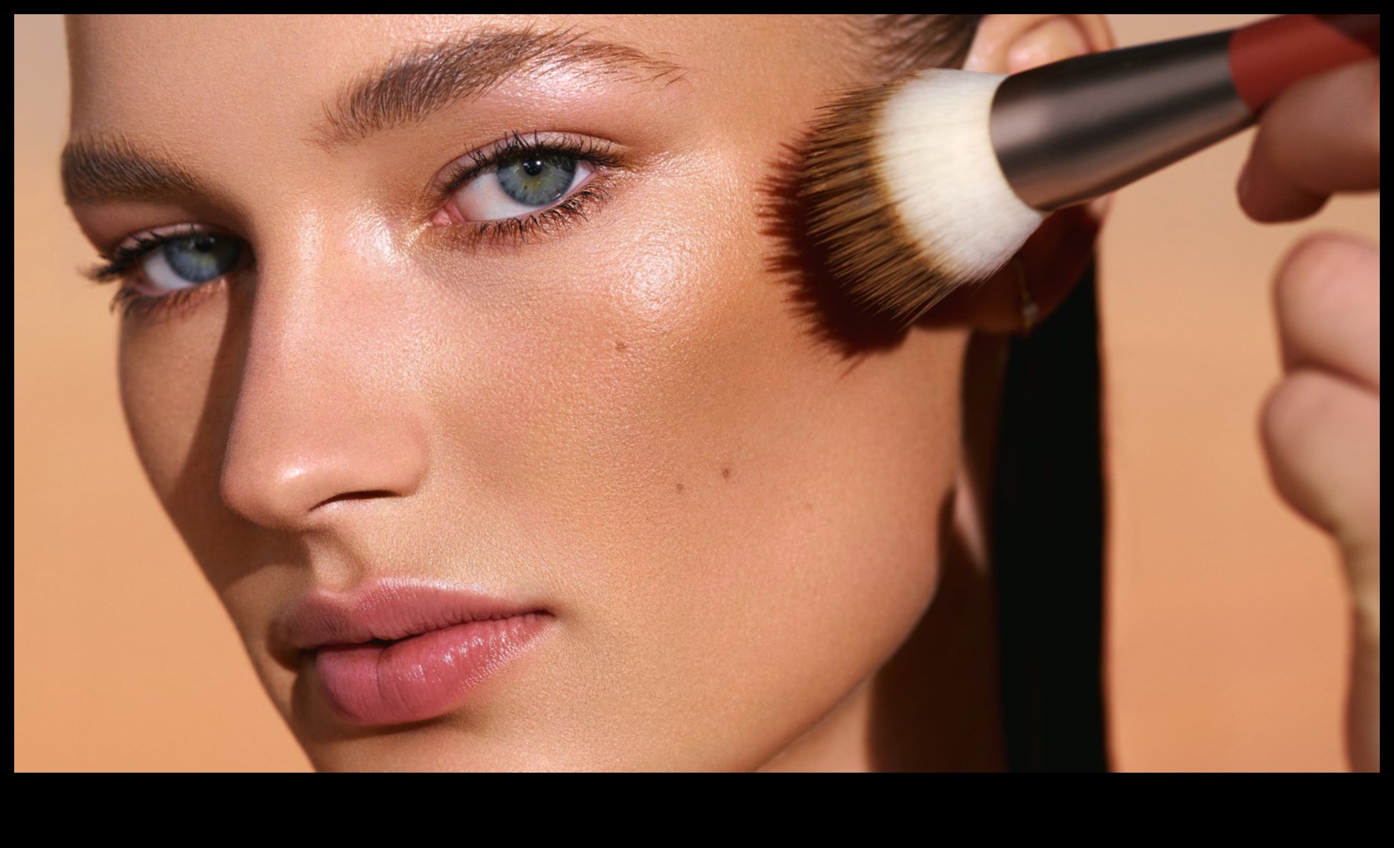 Enhancing Natural Beauty: Achieving a Soft and Subtle Look with Bronzer
