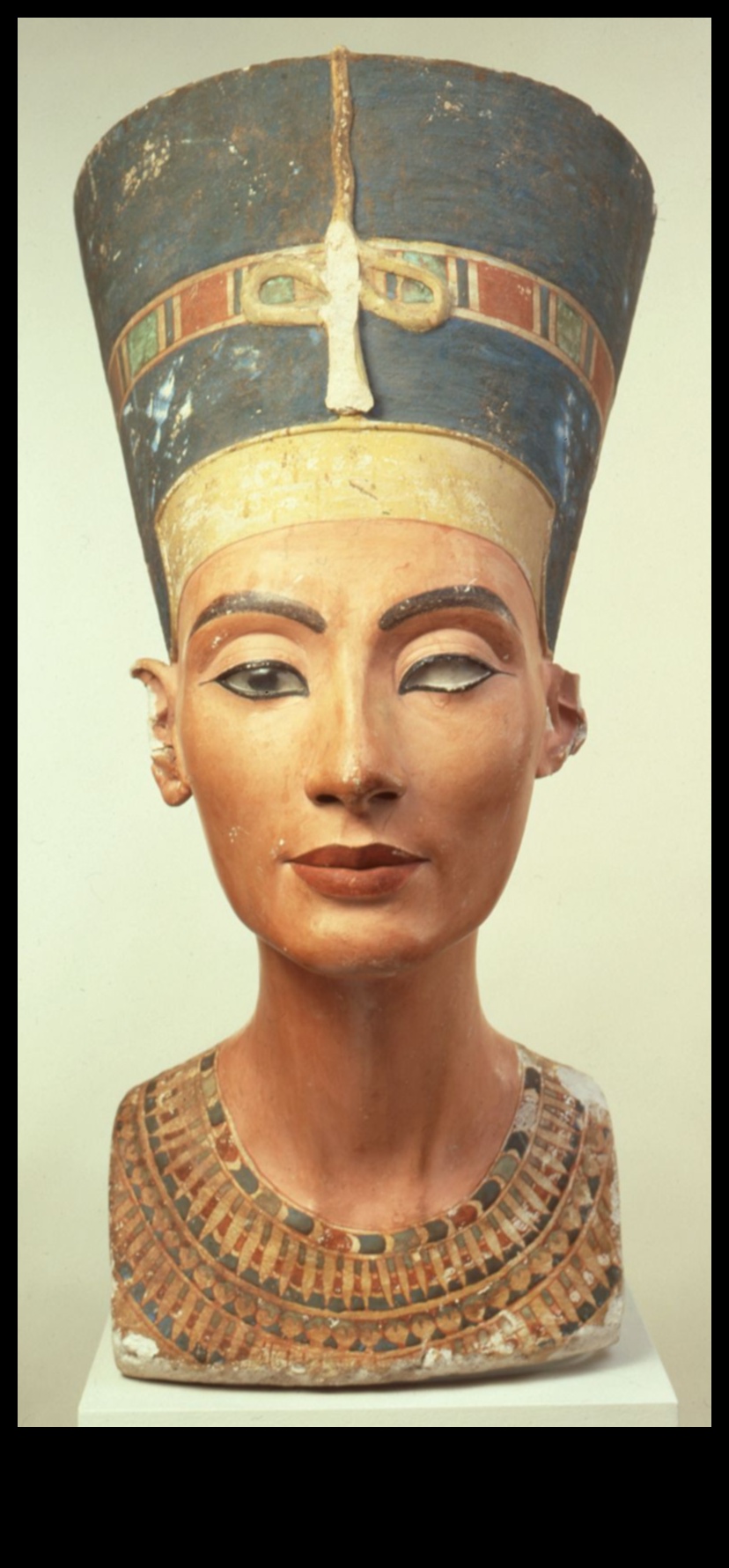 Nefertiti's Legacy: Artistic Representations of an Iconic Queen