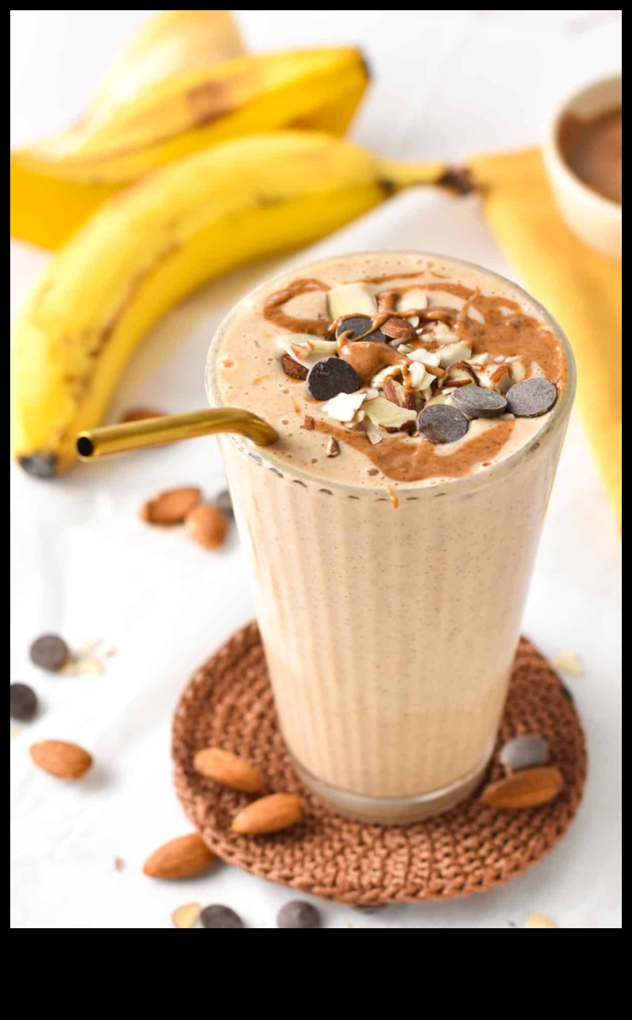 Nutty Goodness Add Crunch and Creaminess to Your Smoothies with Nuts 3 Nutty Goodness: Adding Nuts to Enhance the Texture of Your Smoothies
