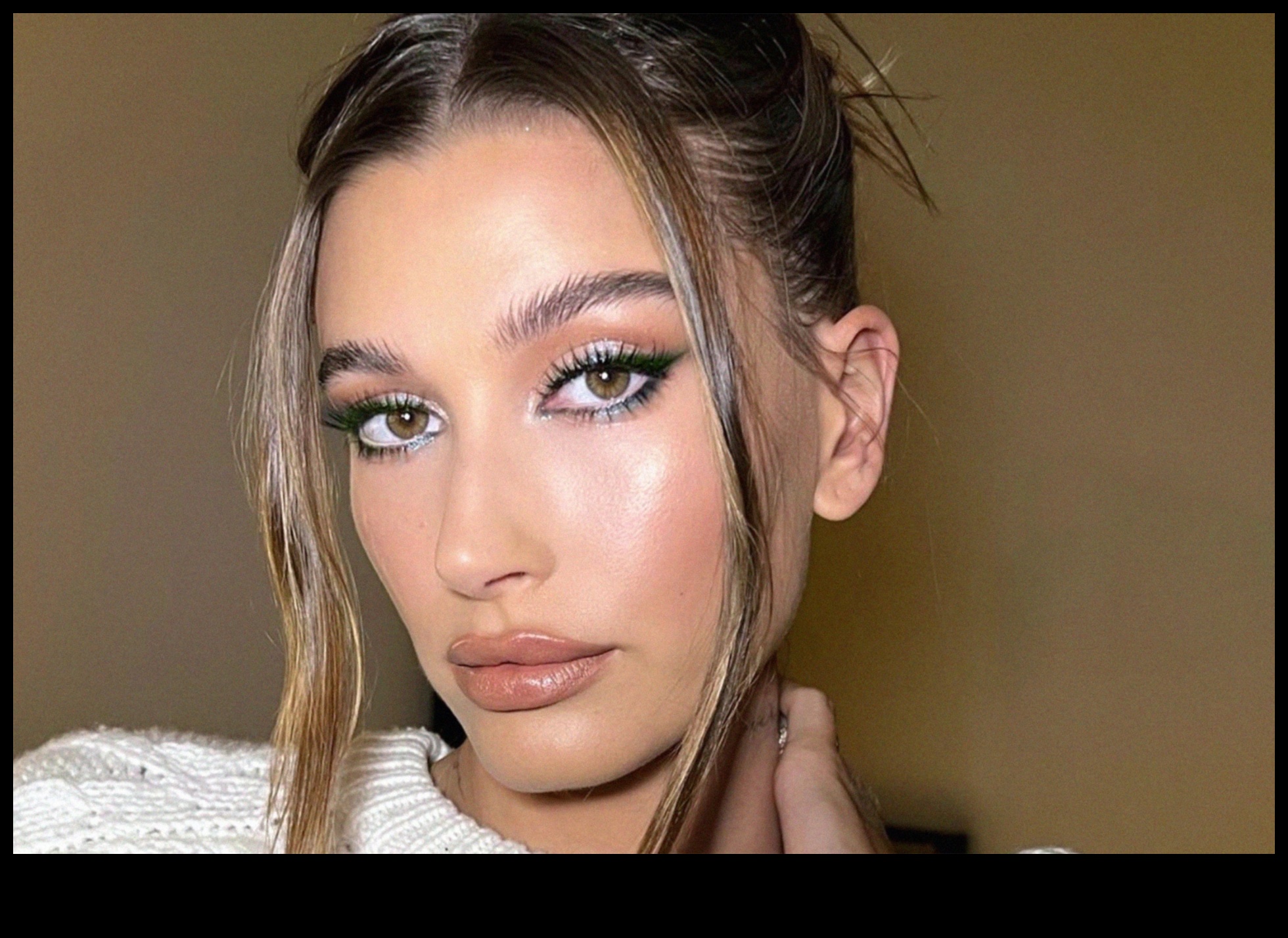 Party-Ready Eyes: Tips and Tricks for Captivating Eye Makeup