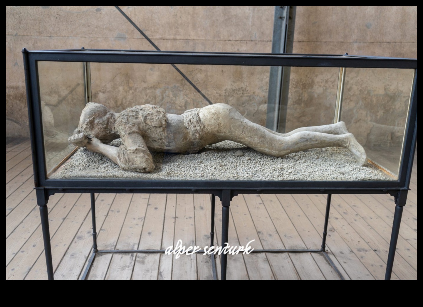 Pompeii Perspectives A Glimpse into Ancient Roman Life Through Frescoes 4 Pompeii Perspectives: Capturing Life in Ancient Roman Frescoes