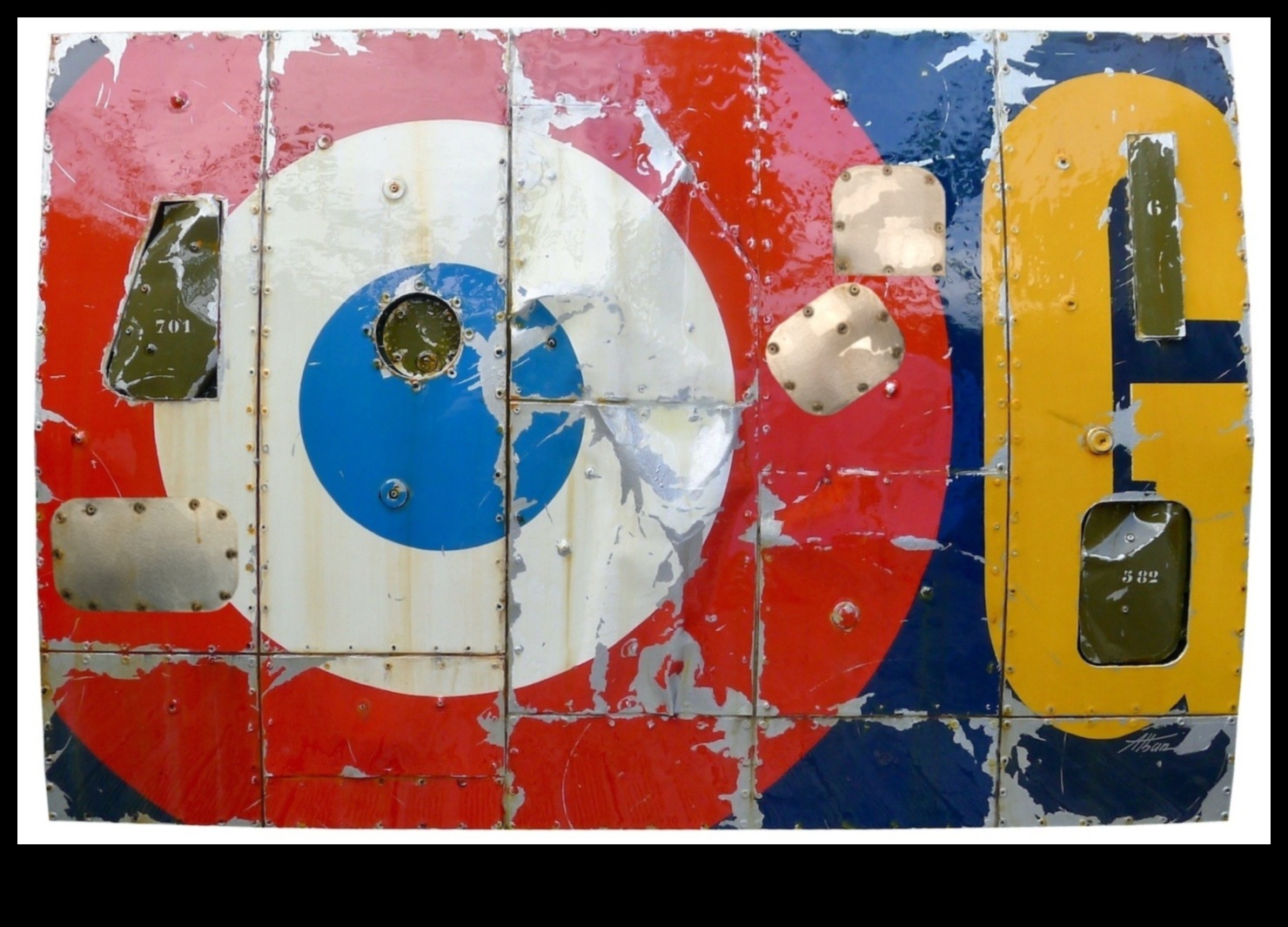 Pop Art Paradigms: Shaping Perspectives with Popular Imagery